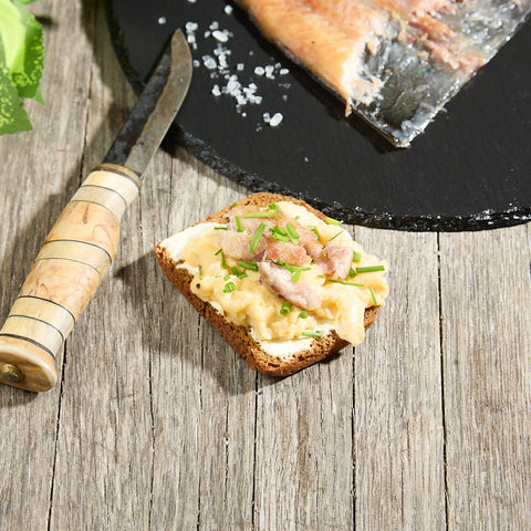 Flat smoked eel